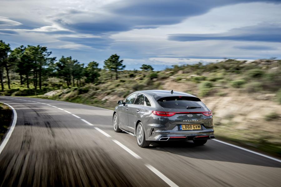  Kia ProCeed GT Line 2019 года  (UK) (фото 22 из 40)